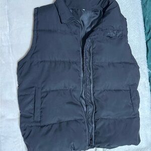 Amazon Women's Black Puffer Vest